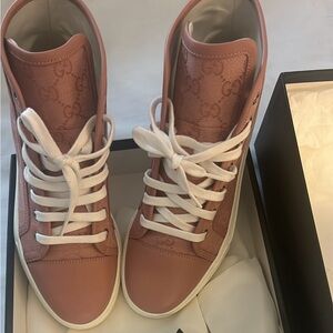Authentic pink Gucci sneakers size 7 women’s.